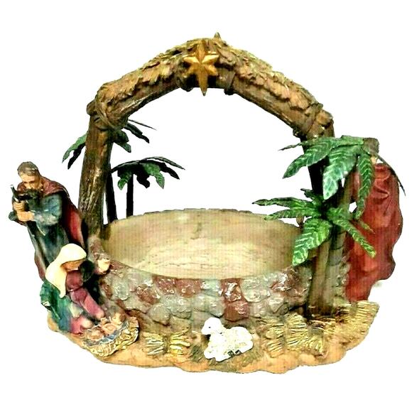Vintage Nativity Scene Basket Christmas Baby Jesus Mary Joseph Holiday Decor 9” - Picture 1 of 8